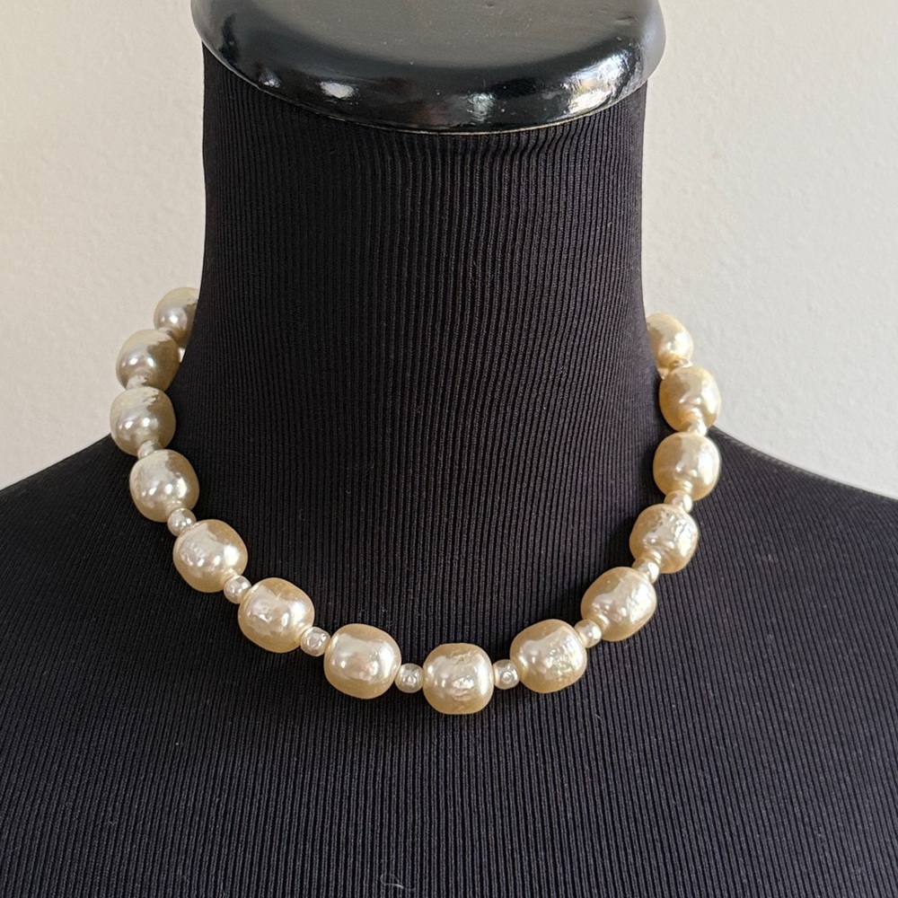 Miriam Haskell Ivory Pearl Necklace 16 inch